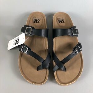 SM New York Black Strappy Buckle Sandals Size 10M
